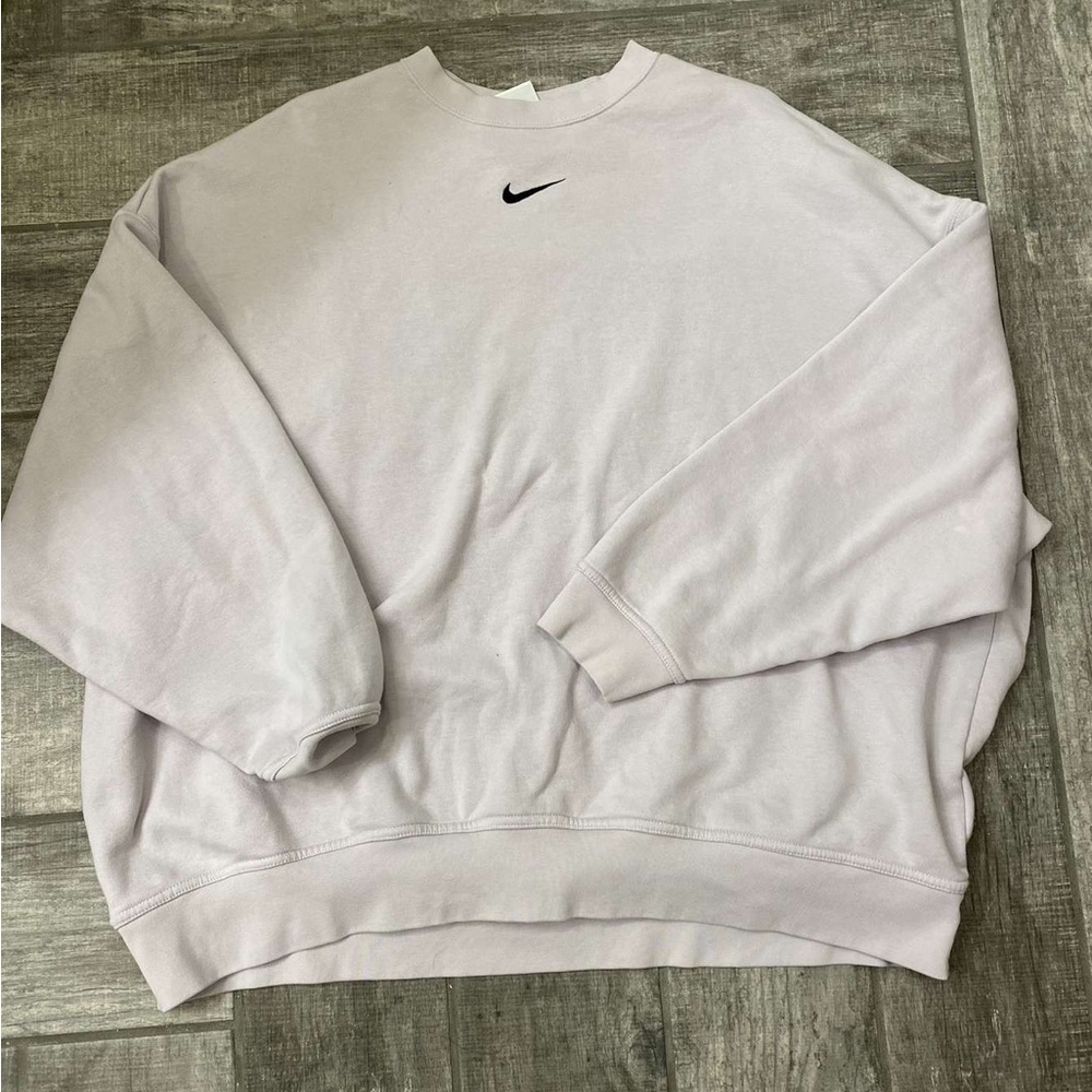 Nike crewneck- NWOT